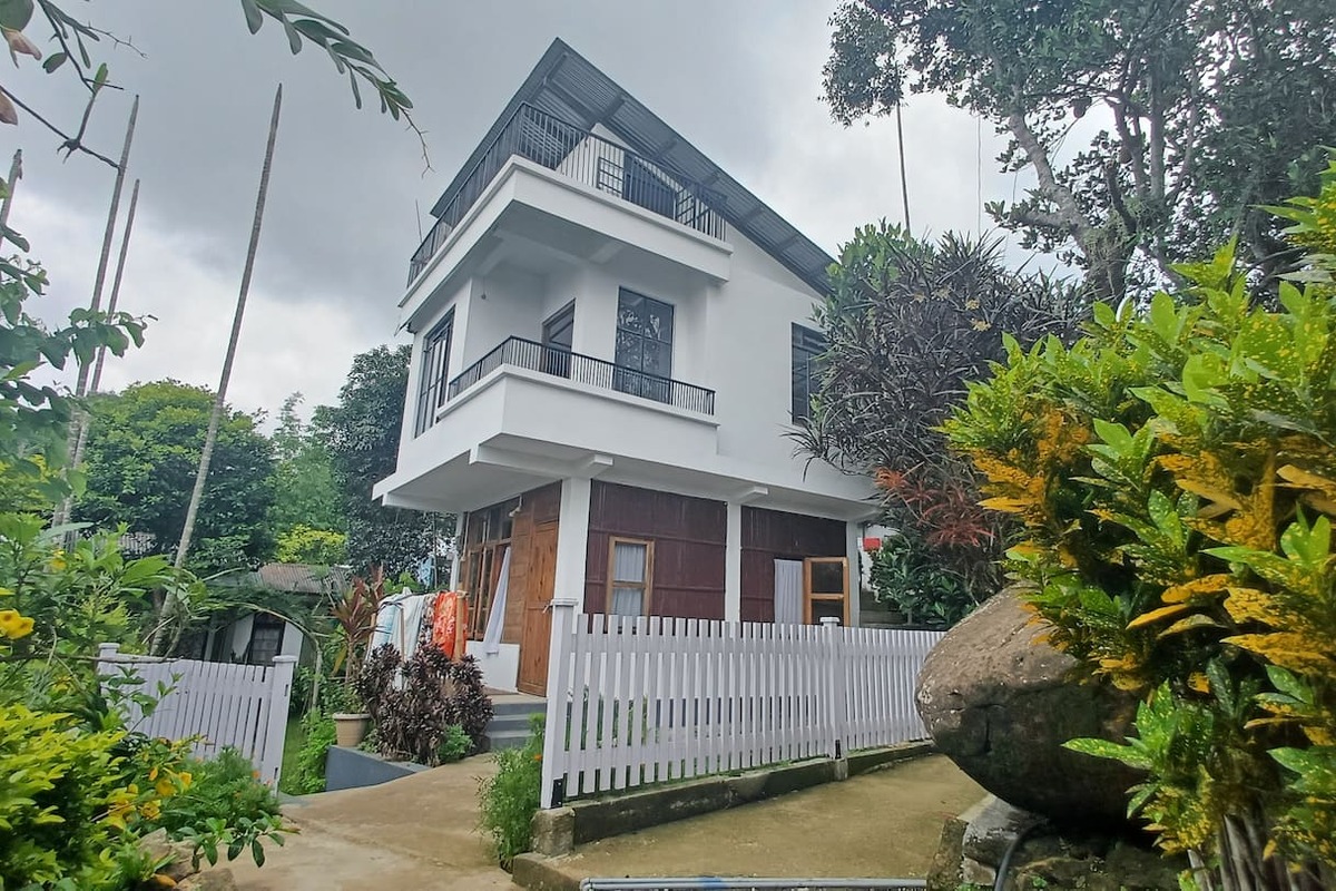 West Corner Homestay